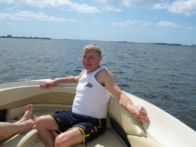 Roger says "Uh, okay, real funny, give me my shades back..."  Unfortunately, the Caloosahatchee needed his glasses more than he did, and with the help of the wind, the river took 'em.