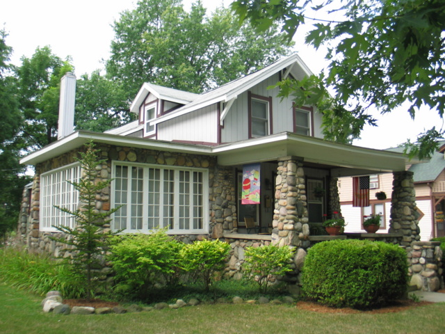 ...and there were times when people were lined up outside down the front porch to sign up for Internet access!