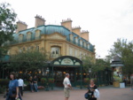 I seemed to remember from my last visit to Epcot that France was where it was at - for good food!   So we went to Les Chefs de France for lunch.