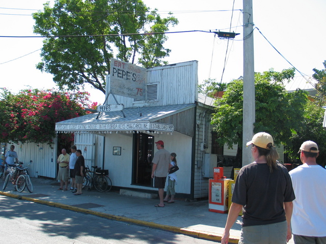 We had brunch at the history Pepe's!  When Dale & Donna spent their honeymoon down here (in 2000), they ate here every day.  