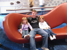 Jo, Uncle Adam and Paige chill for a bit before we had a delicious lunch at the Aquarium.