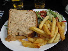 One thing that totally blows me away about England is how delicious their pub food is.  The bread is always fresh, and has that Carrabbas ratio of perfect moisture to thickness!