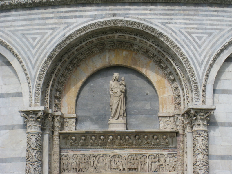 A close up of above the entrance of the Cathedral.