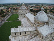 The Baptistery & Cathedral from the top of the leaning tower!