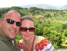 Charly & Melanie in Tuscany -- we're comin' back, that's for sure!