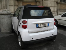 On the way out, Melanie spotted this Hydrogen car, that's parked a little close to that column!