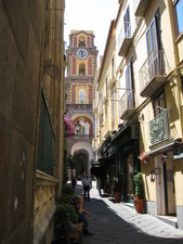 A view into one of the alley ways as we window shopped.