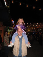 JoJo and Daddy havin' fun at Disney!