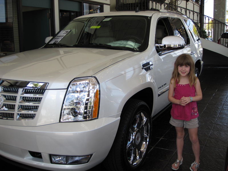 I really like the shiny wheels, all Cadillacs should have shiny wheels.