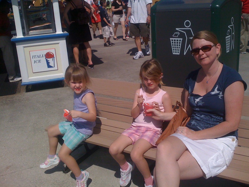 Yeah!  We're back at Disney with our Annual Passes!!  (Those things are the greatest!)  Here's JoJo, Paige, and Mel-Mel enjoying some ice drinks...